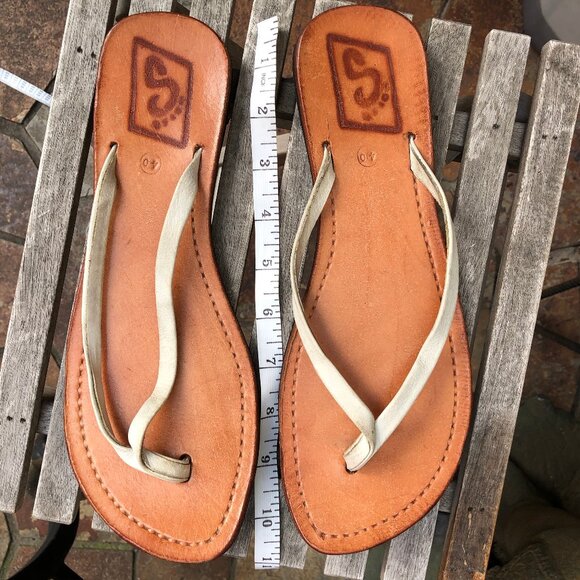 Leather thong sandals - Picture 5 of 5